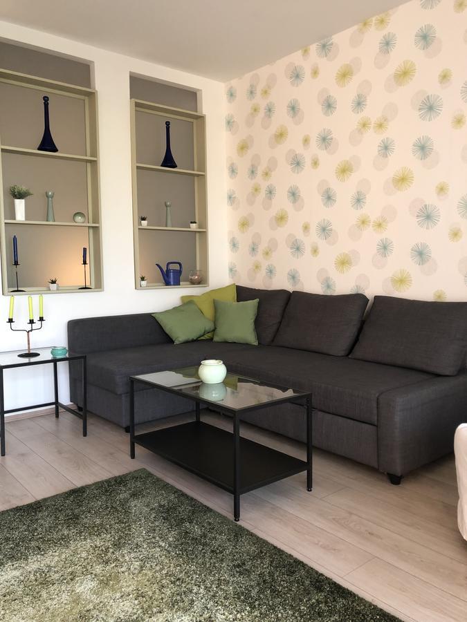 Relax Apartman Apartment Zamárdi Екстериор снимка
