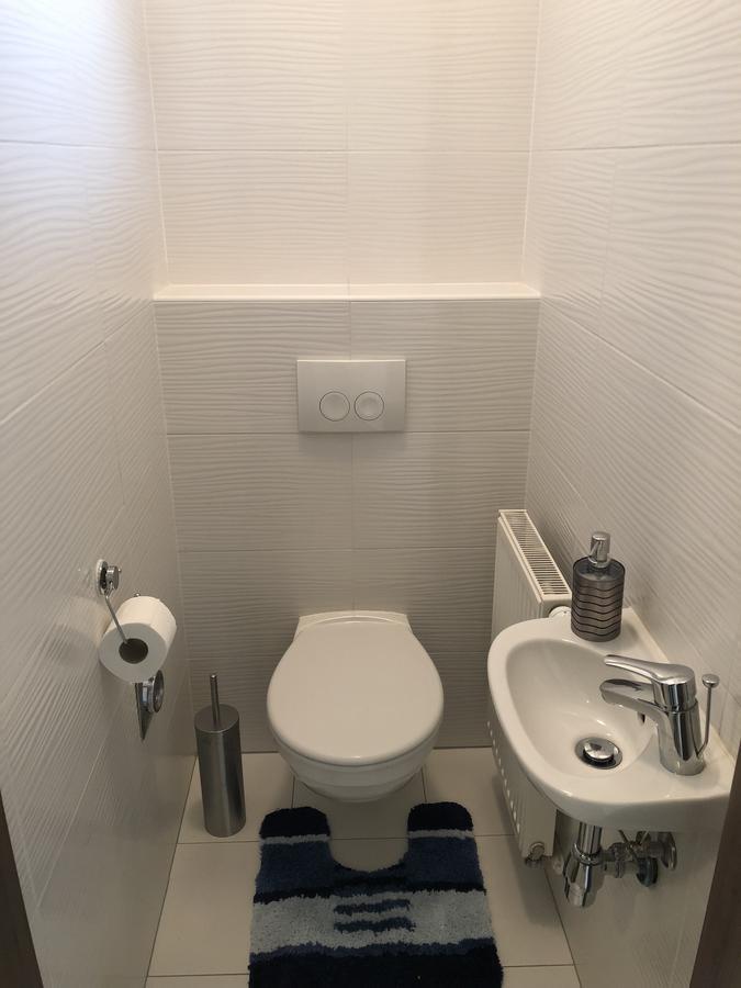 Relax Apartman Apartment Zamárdi Екстериор снимка