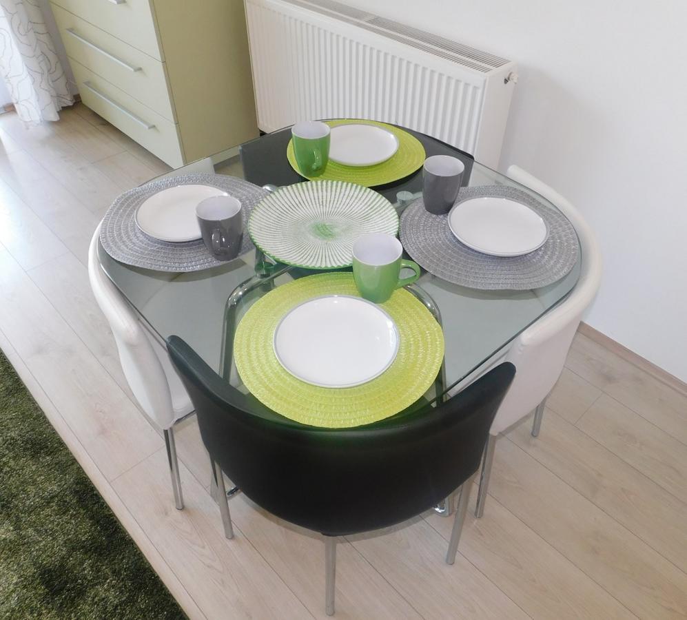 Relax Apartman Apartment Zamárdi Екстериор снимка