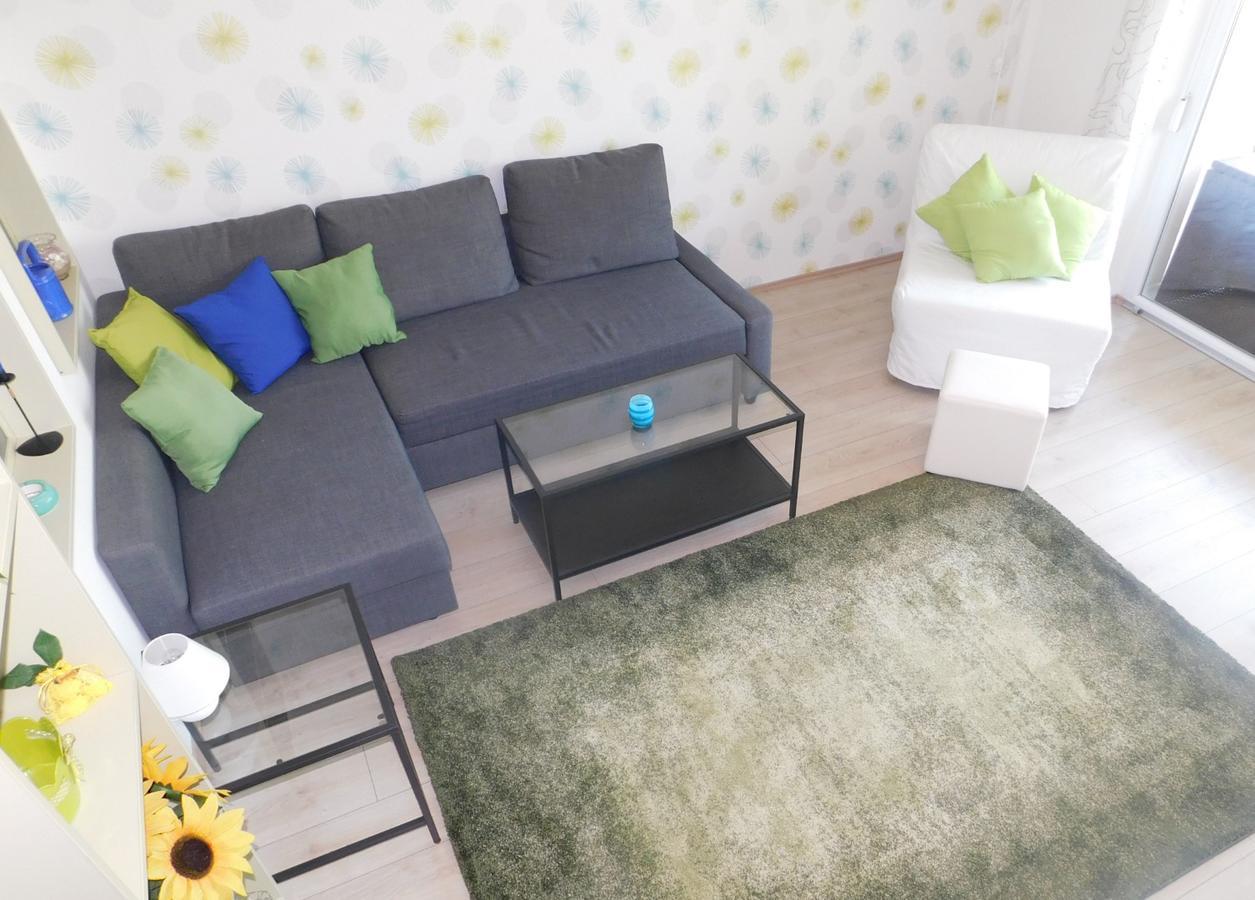 Relax Apartman Apartment Zamárdi Екстериор снимка